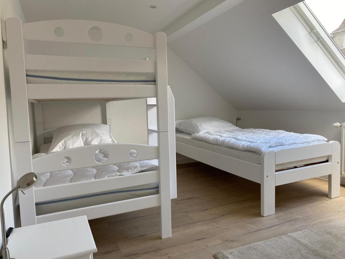 Interaktiv Appartements In Heiligenhaus - Hauptstrasse מראה חיצוני תמונה